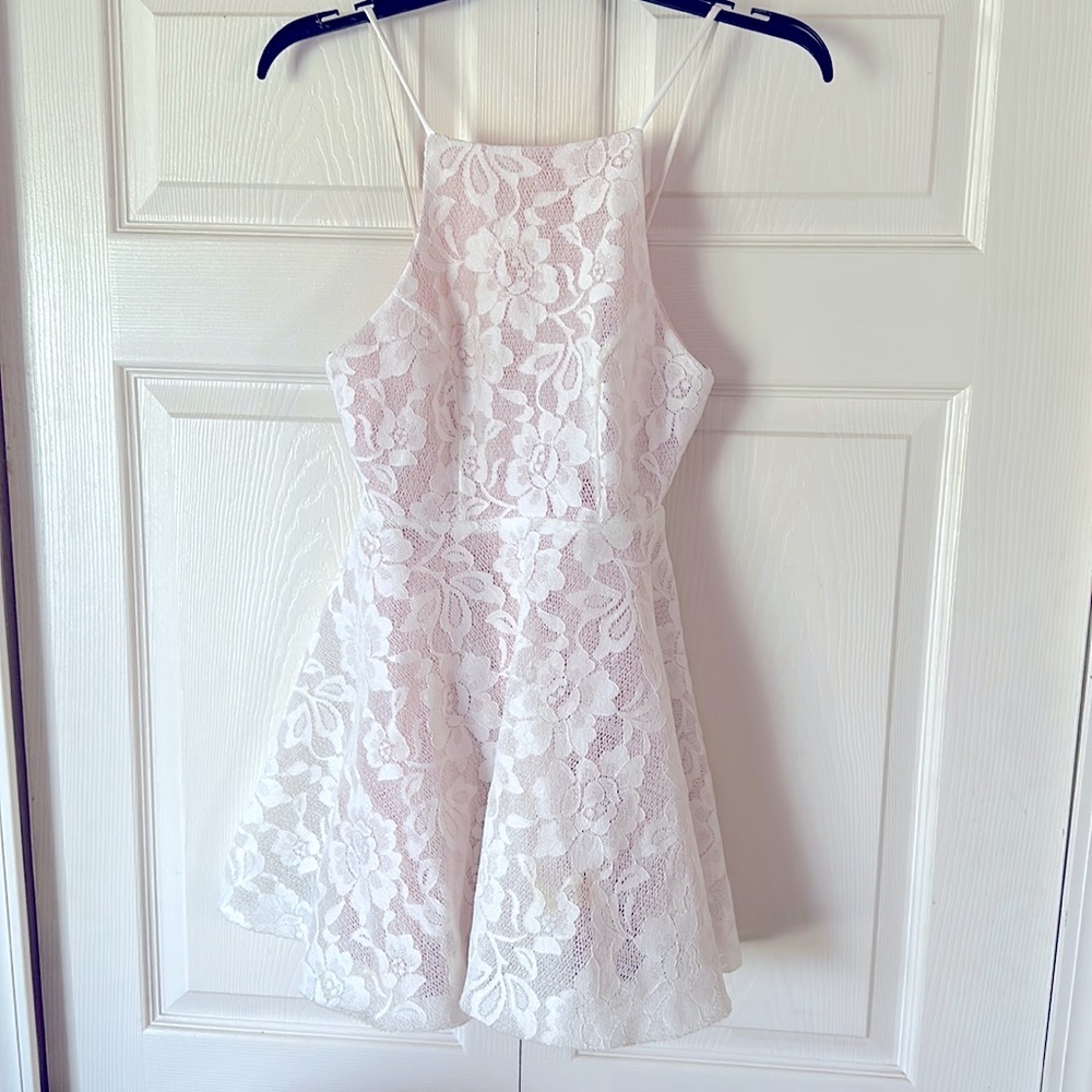 Lace white dress